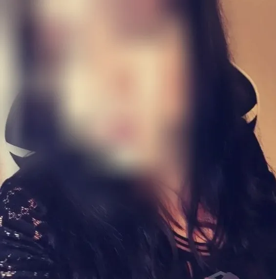Christina, 28