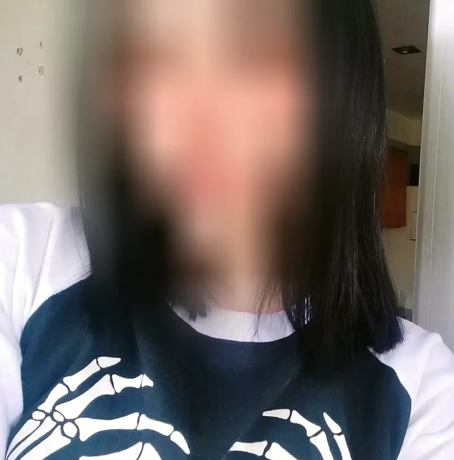 Louise, 20