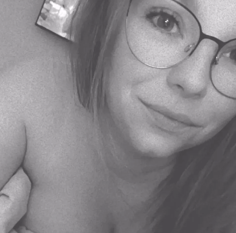 Thea, 29
